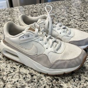 Women’s Nike Air Max SC size 6.5 white tan